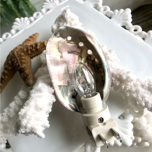 New! Hand-crafted Red Abalone SeaShell Nightlight - Picture 2 of 6